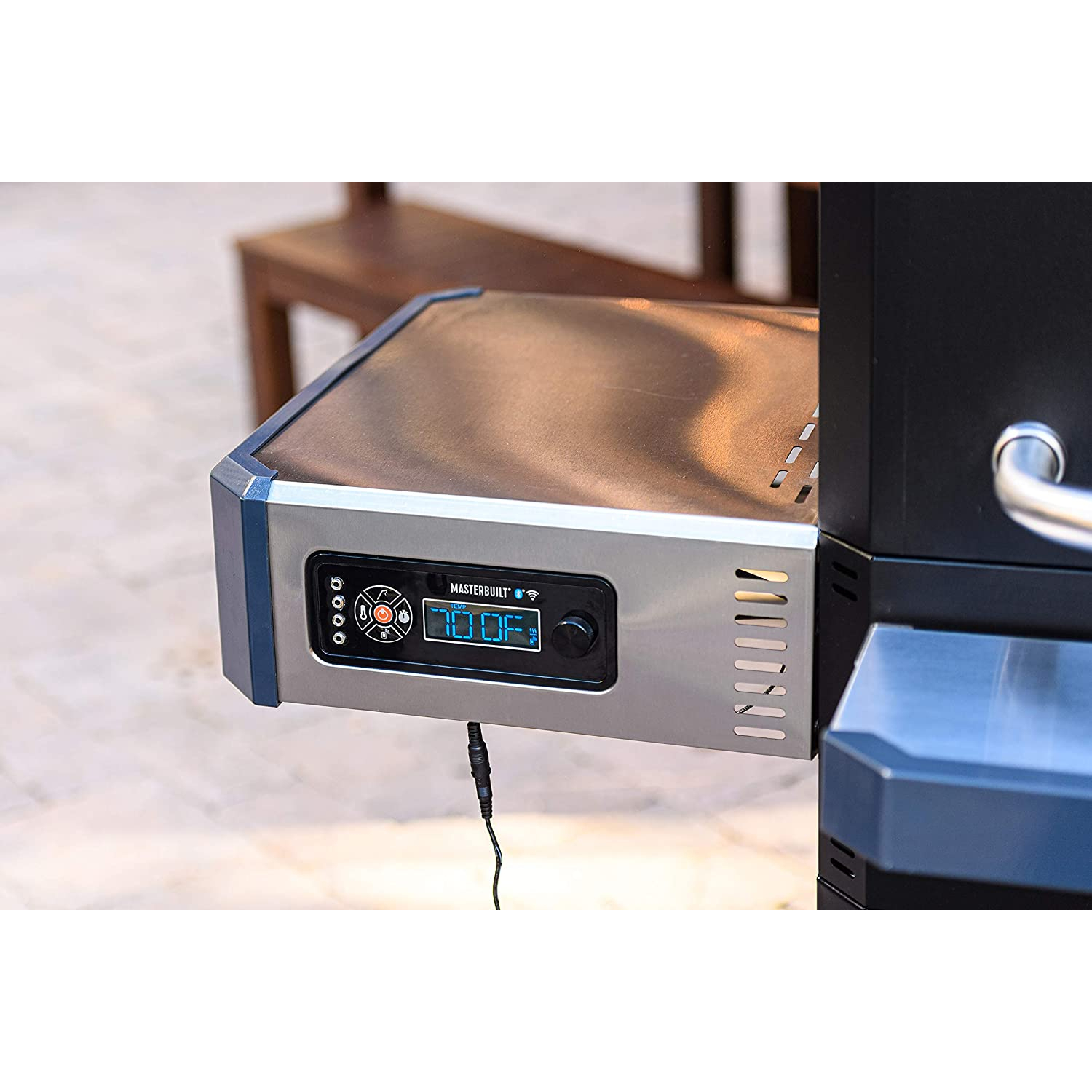 masterbuilt-gravity-series-560-digitale-houtskoolbarbecue-met-roker