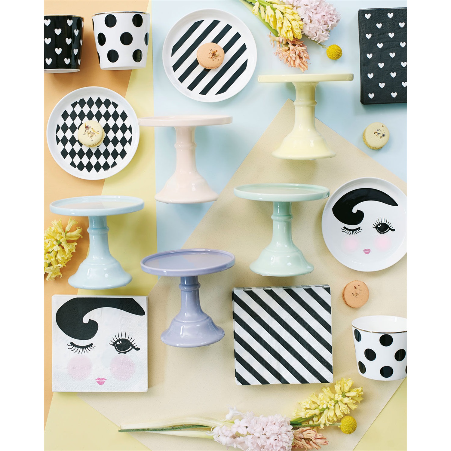 miss-etoile-ceramic-stand-taartplateau-zwart-155cm