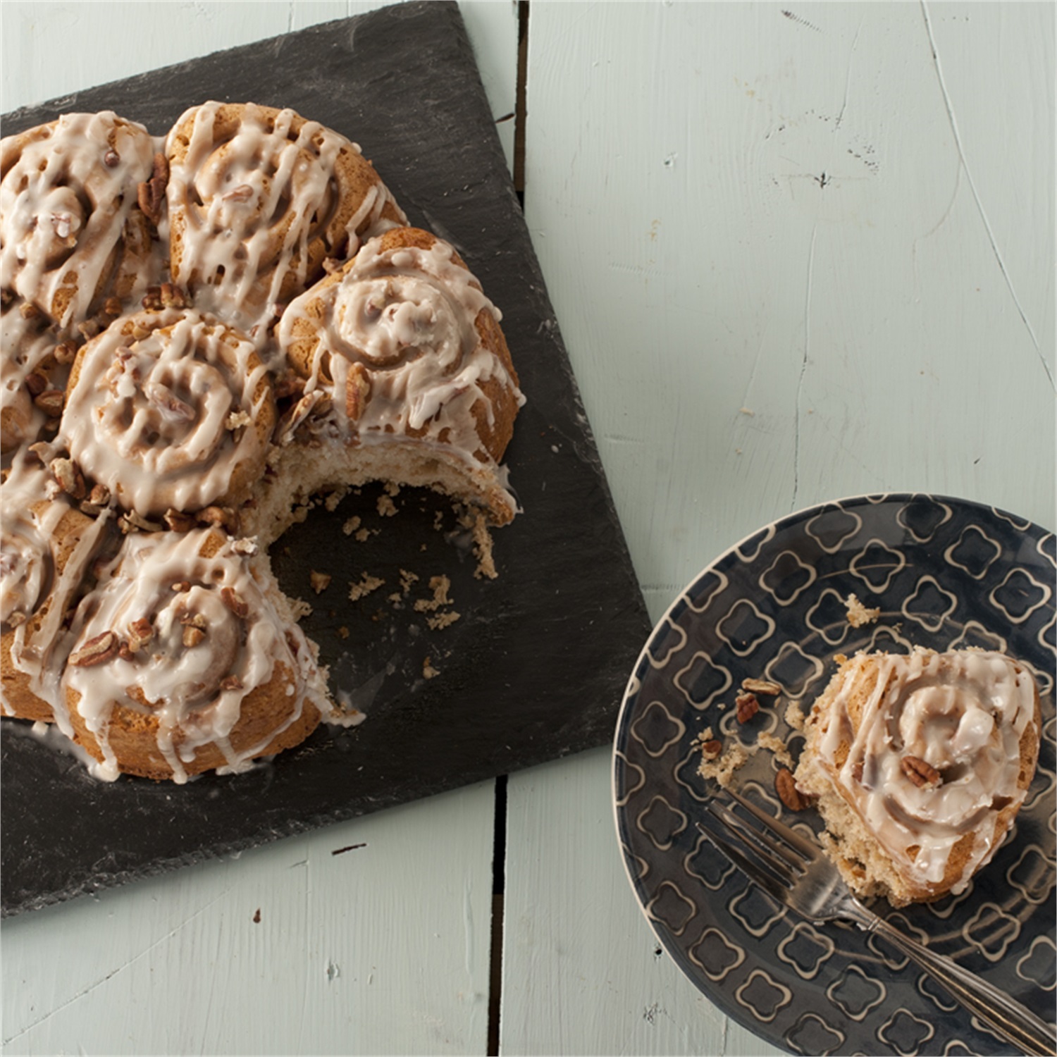 nordic-ware-cinnamon-bun-pull-apart-bakvorm-7-vaks-zilver