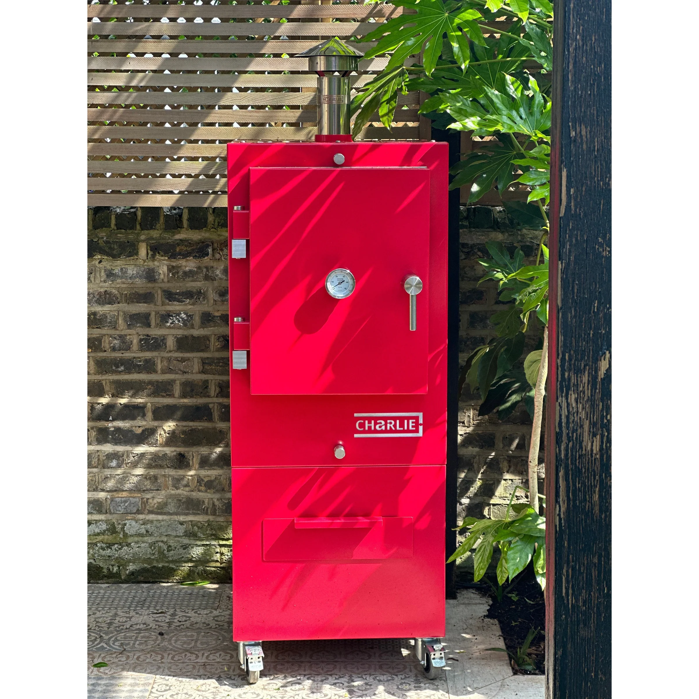 charlie-charcoal-oven-rhubarb-charlie-ovens-7_2400x240