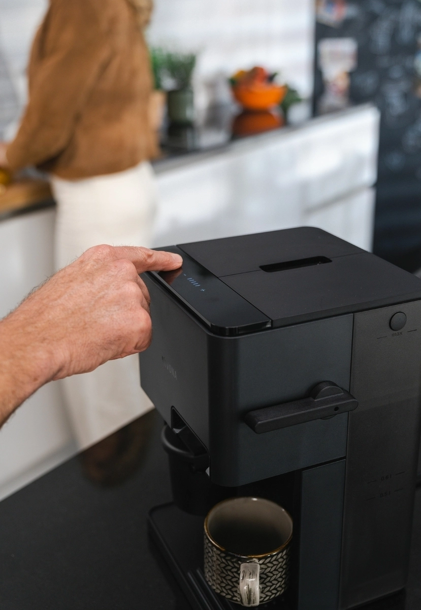 nivona-cube-4-espressomachine-zwart_1webp