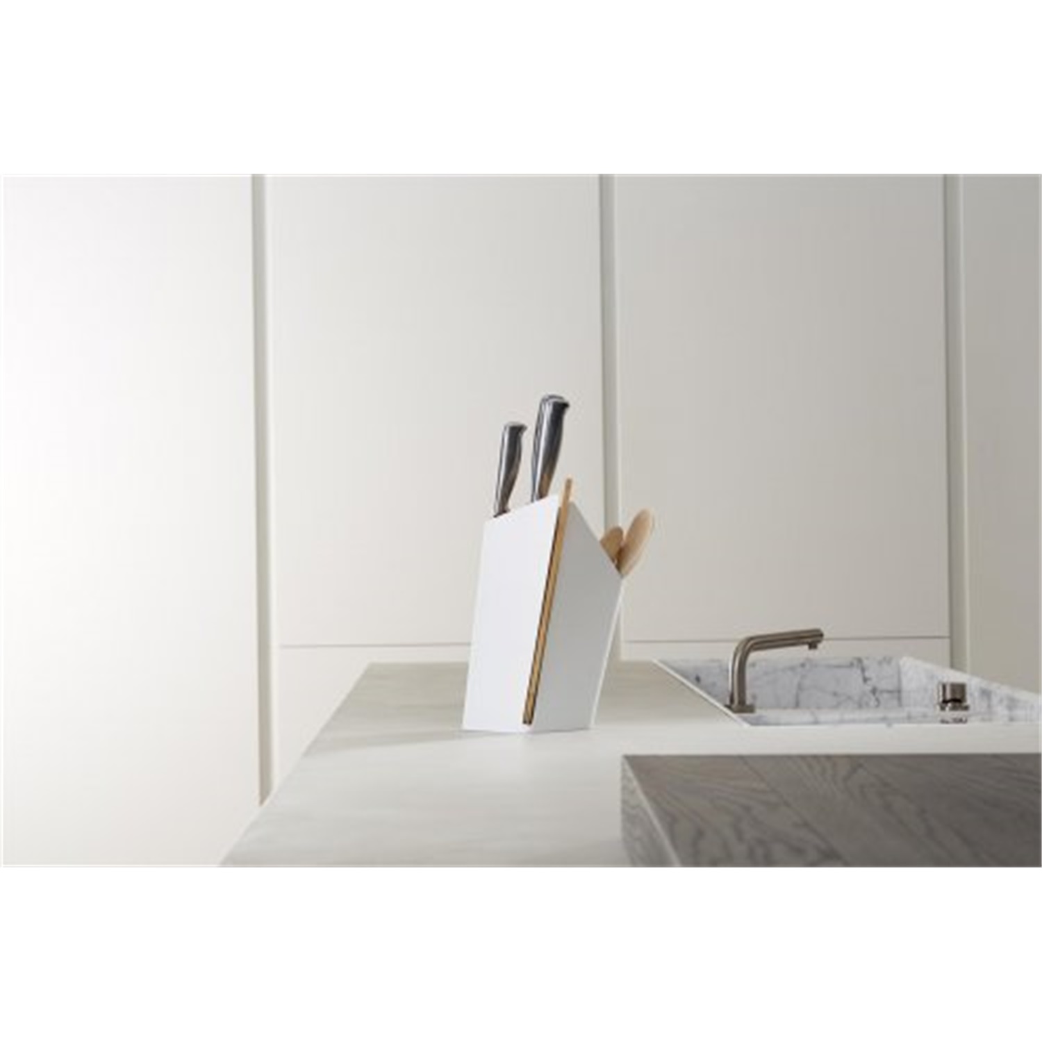 blackblum-forminimal-messenblok-en-gereihouder-wit