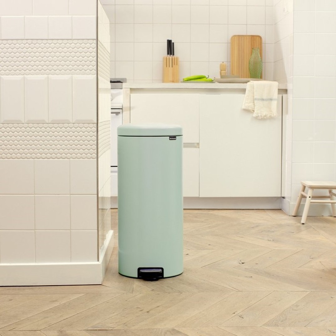 brabantia-newicon-pedaalemmer-30l-jade-groen