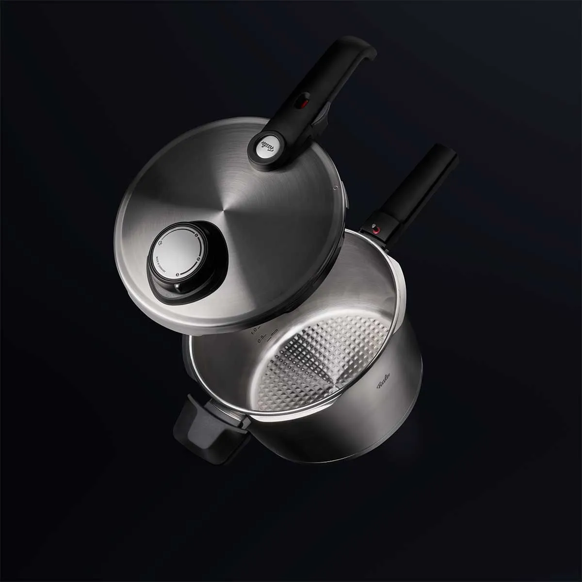 fissler-vitavit-premium-snelkookset-met-rvs-deksel-4l-8l_8webp