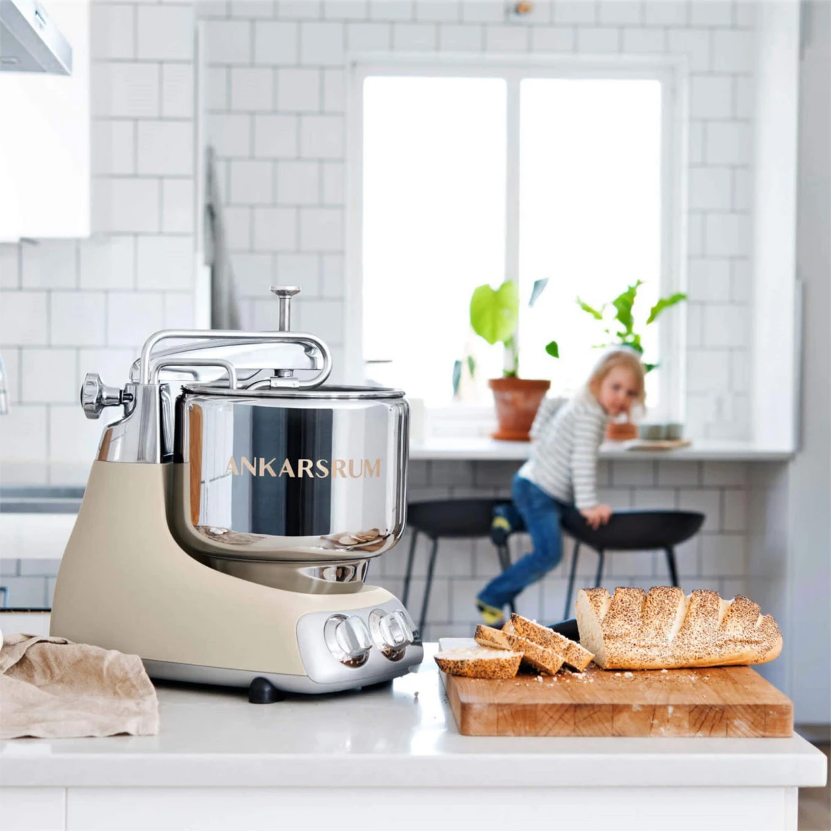 ankarsrum-assistent-original---harmony-beige---2.jpg