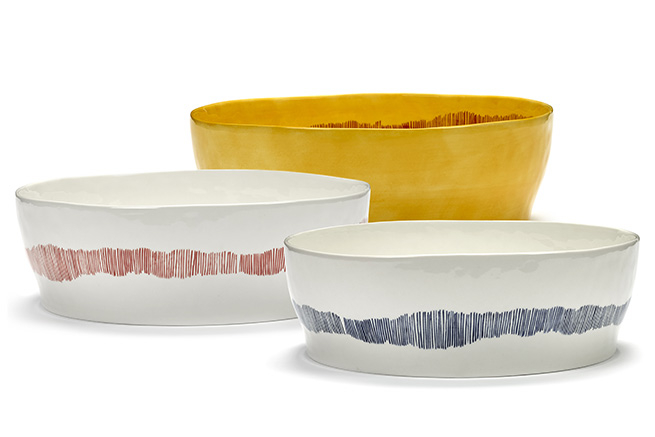 serax-feast-ottolenghi-saladeschaal-b8921015a-285cm-white-swirlred-stripes