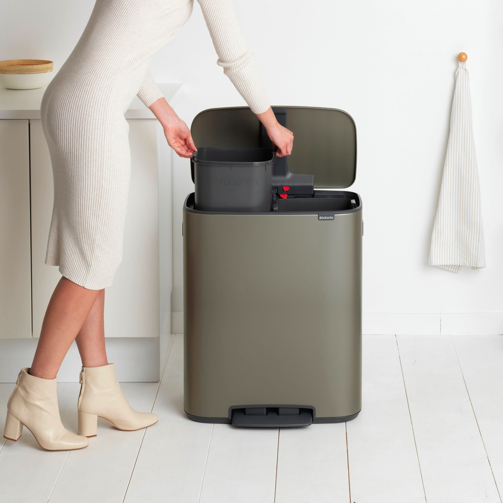 brabantia-bo-pedaalemmer-2-x-30l-platina