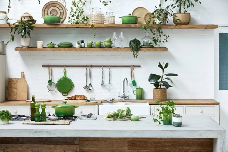 le-creuset-mini-cocotte-met-deksel-10cm-bamboo-green