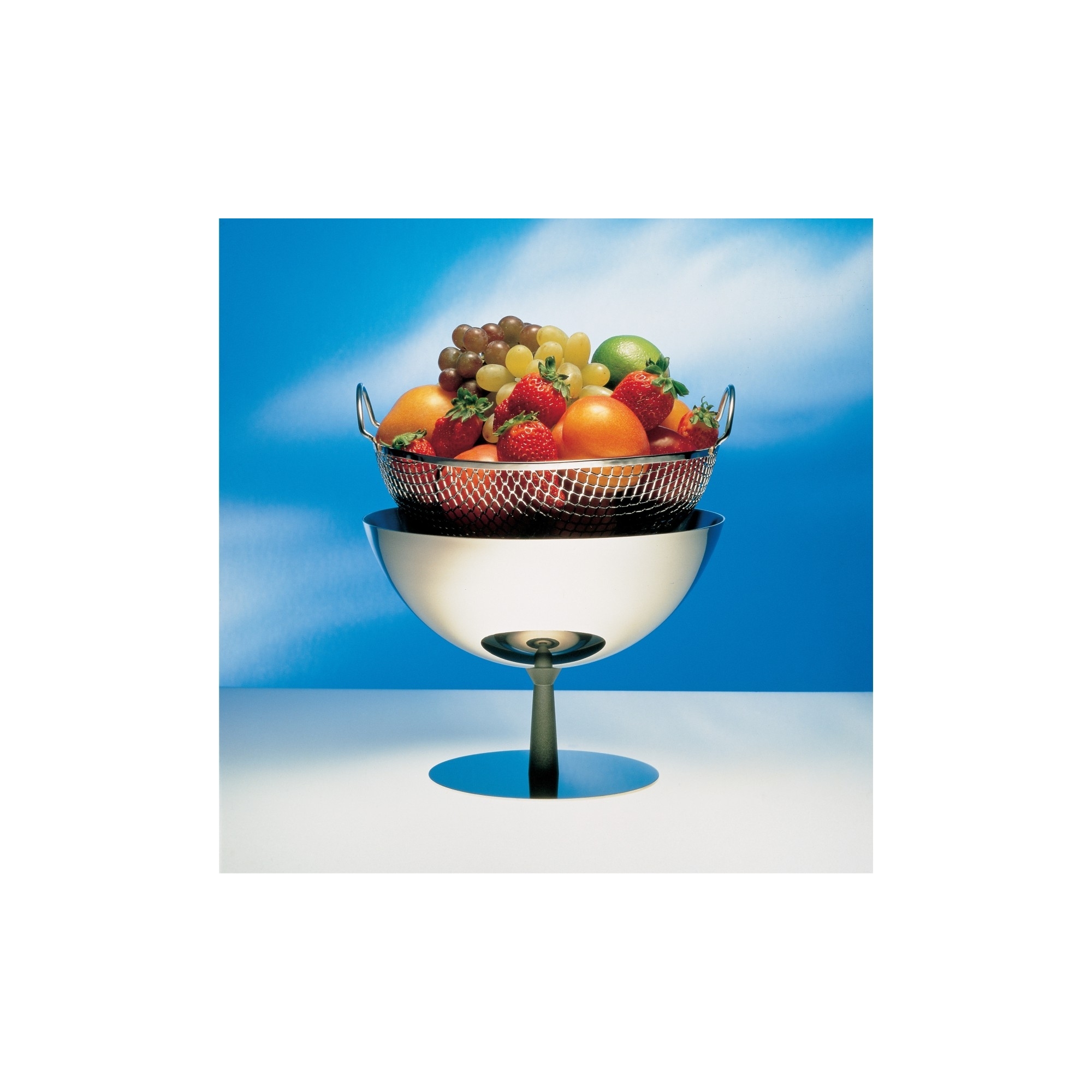 alessi-fruitschaal-met-geintegreerde-vergiet-ac04b-rvs