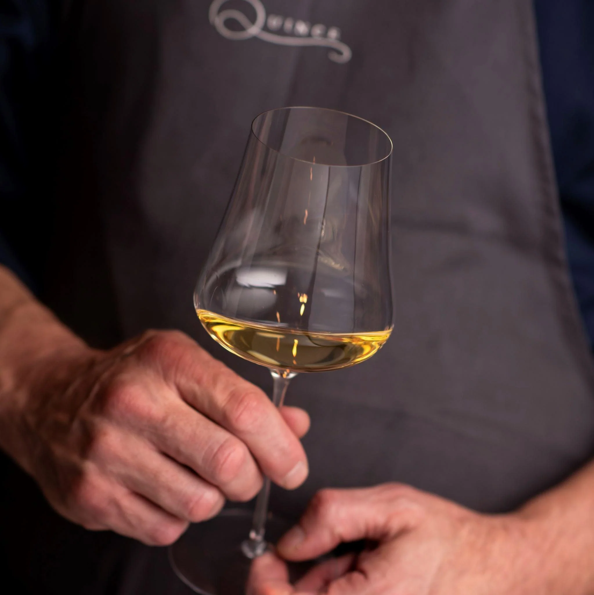 goldeditionwhitewinequincesquarev