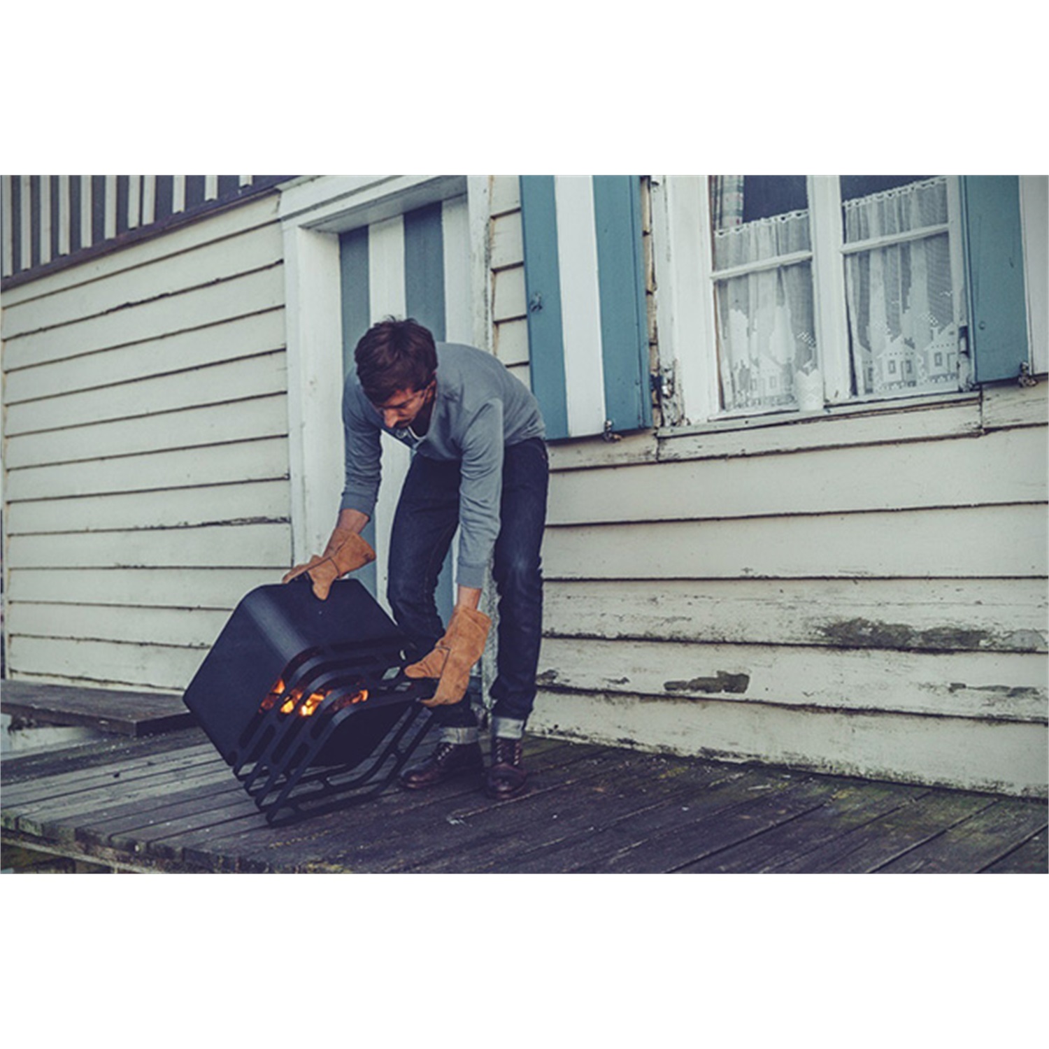 hofats-cube-vuurkorf-plank-hout