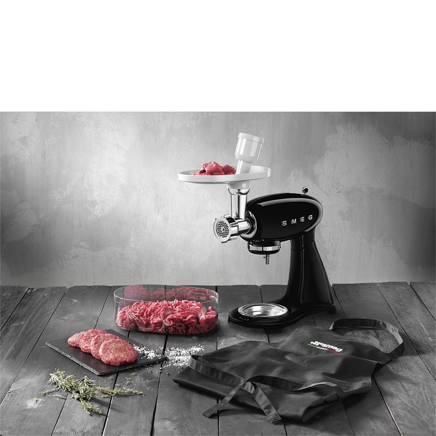 smeg-keukenmachine-bbq-edition-met-voedselmolen-smf23bleu-zwart