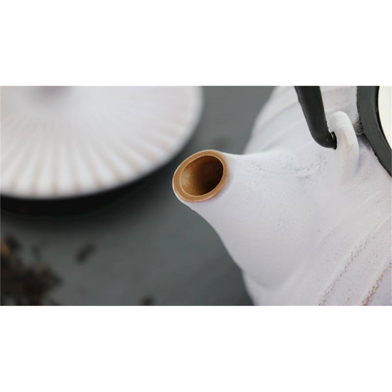 kookpunt-imperial-kitchen-sakuratea-theepot-11l-wit-gietijzer