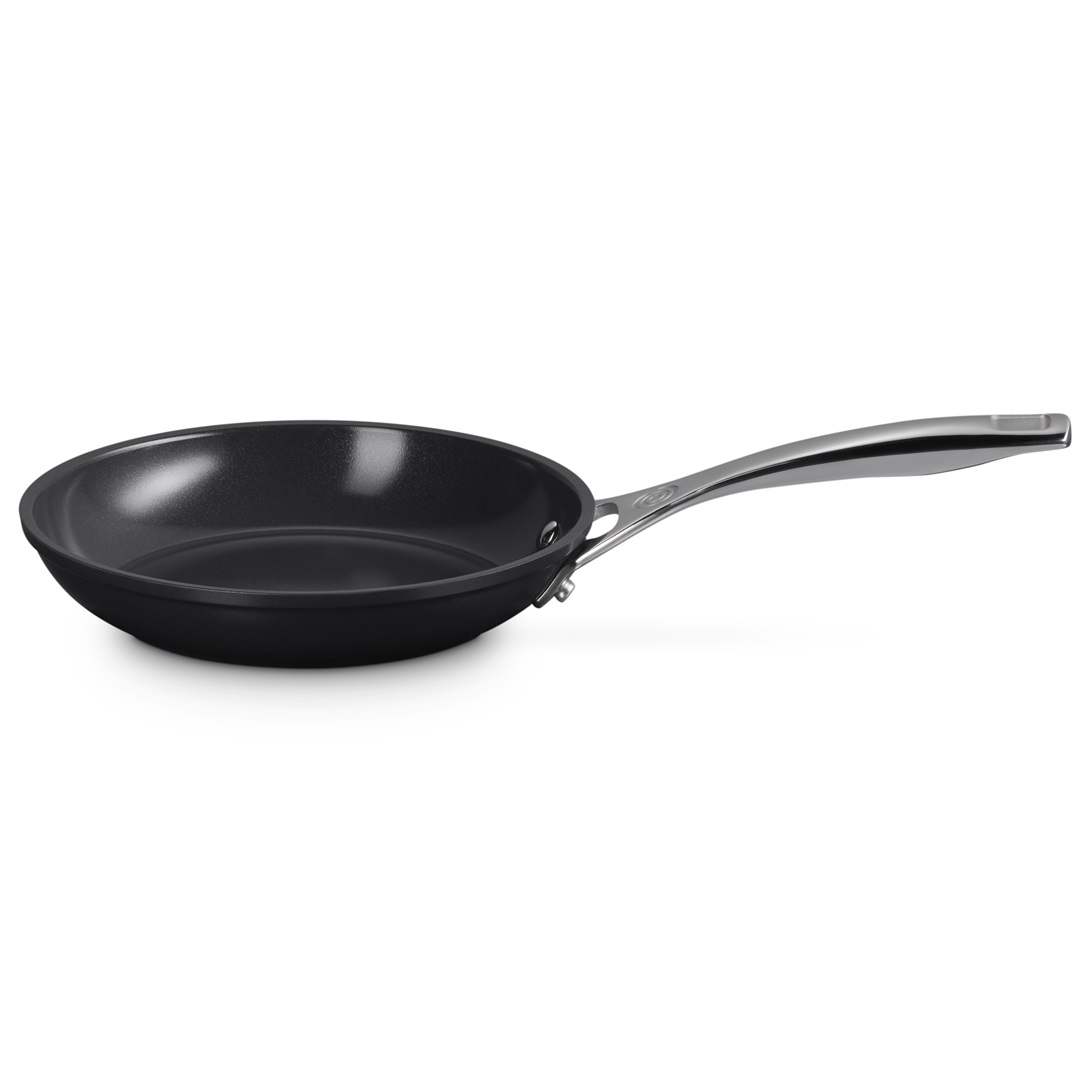 kookpunt-le-creuset-essential-non-stick-ceramic-koekenpan,-20cm-2