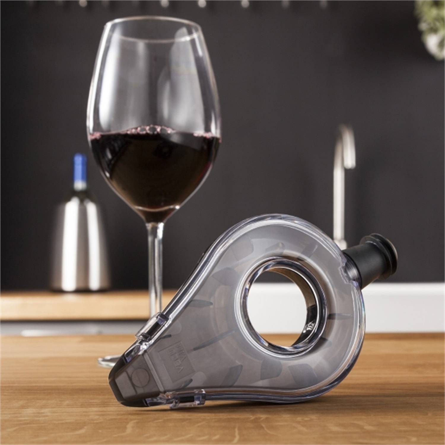 vacuvin-wine-aerator-wijnbeluchter-grijs