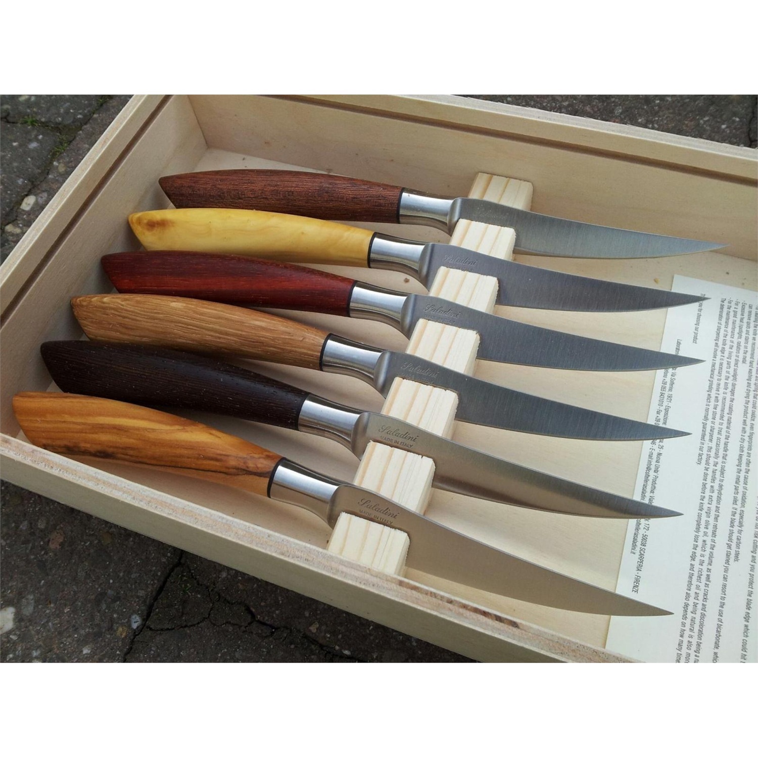saladini-steakmessenset-6-delig-23cm-verschillende-houtsoorten