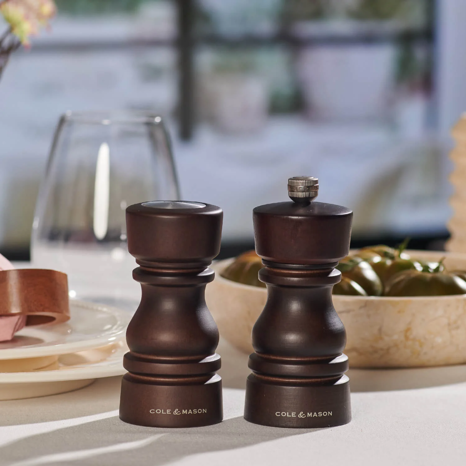 cole-en-mason-london-peper-en-zoutmolenset-13cm-chocolate-wood6.jpg