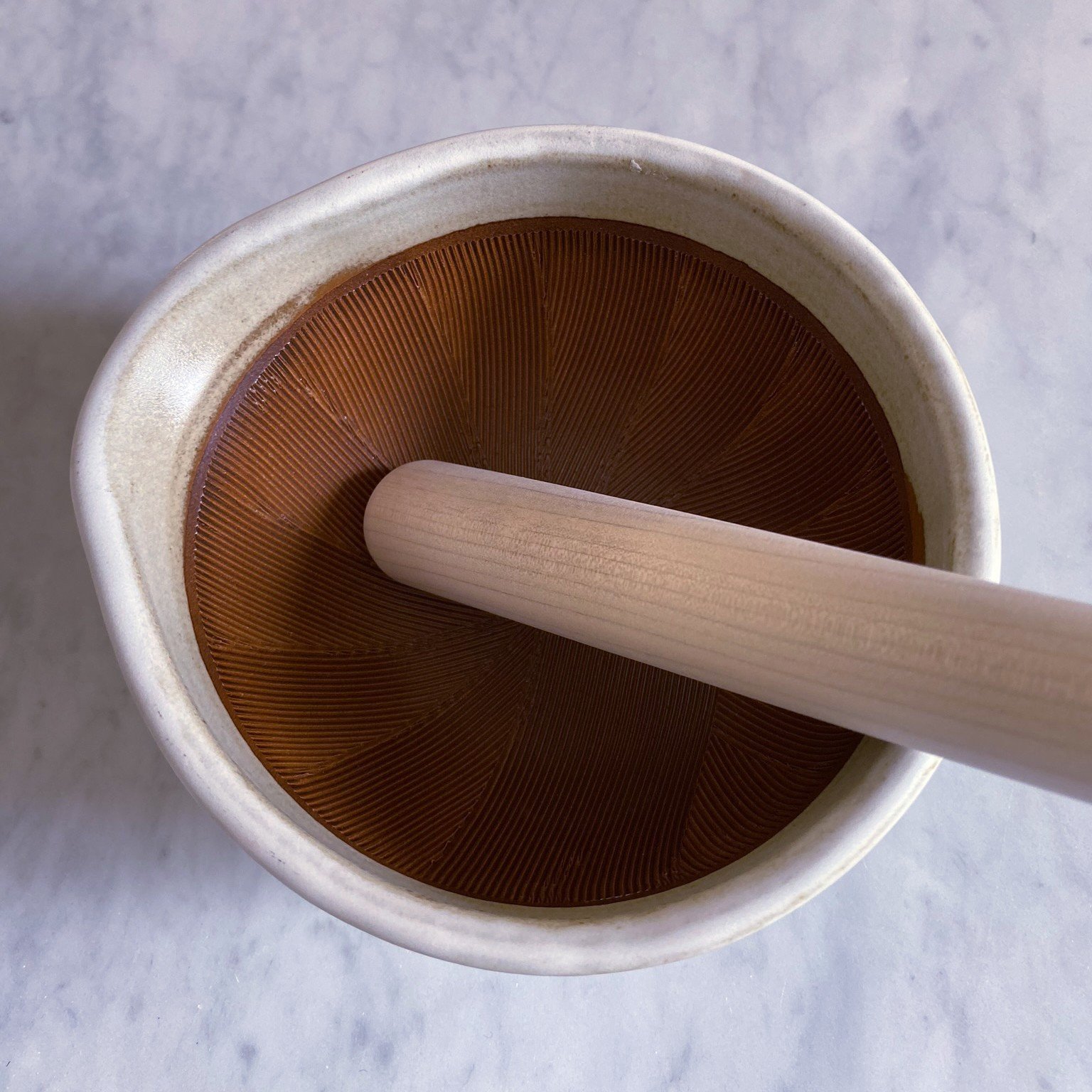 mujun-suri-bowl-met-stamper-l-wit