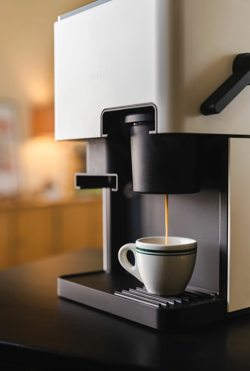 nivona-cube-4-espressomachine-creme_1webp