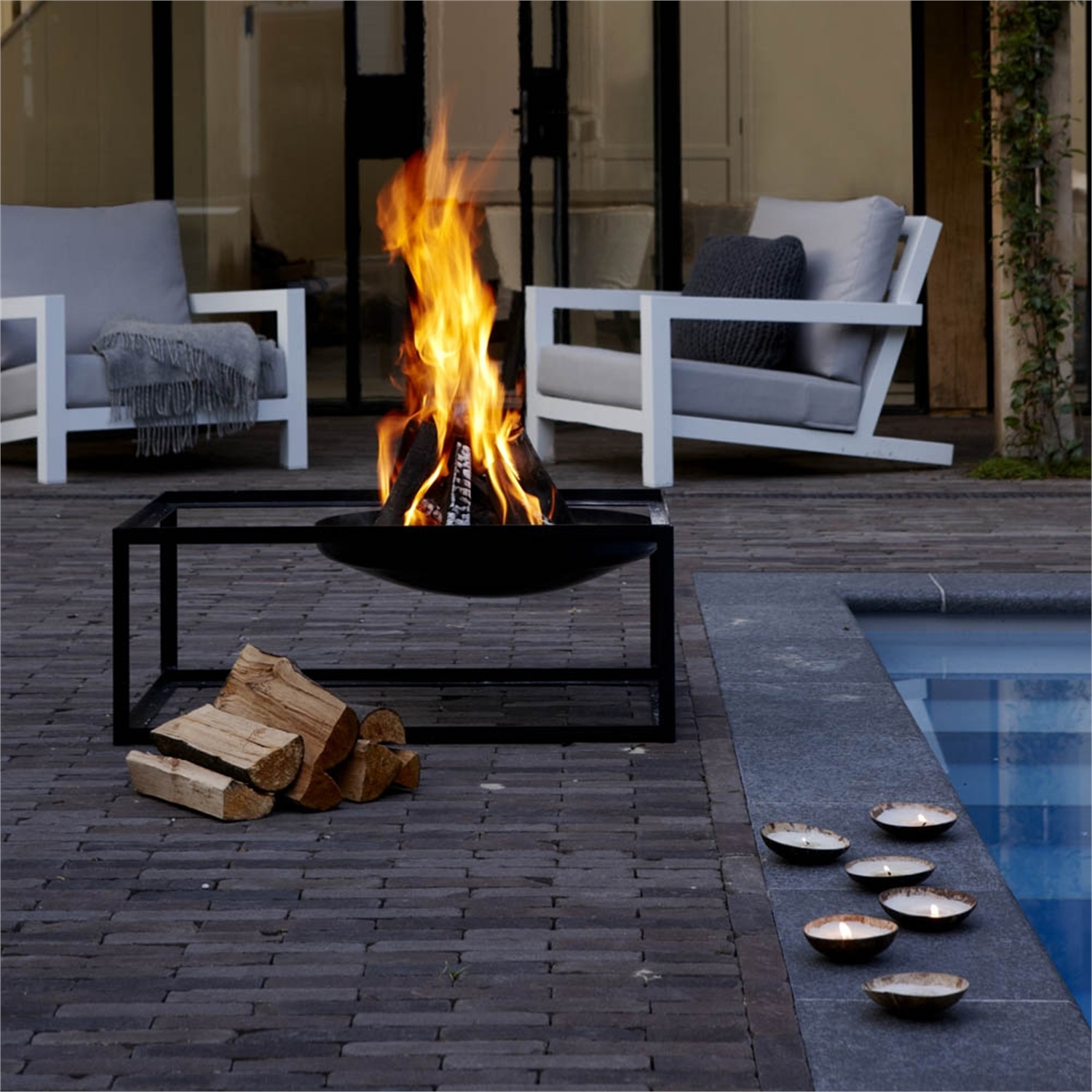 konstantin-slawinski-slide-vuurschaal-en-bbq-84x57x33cm