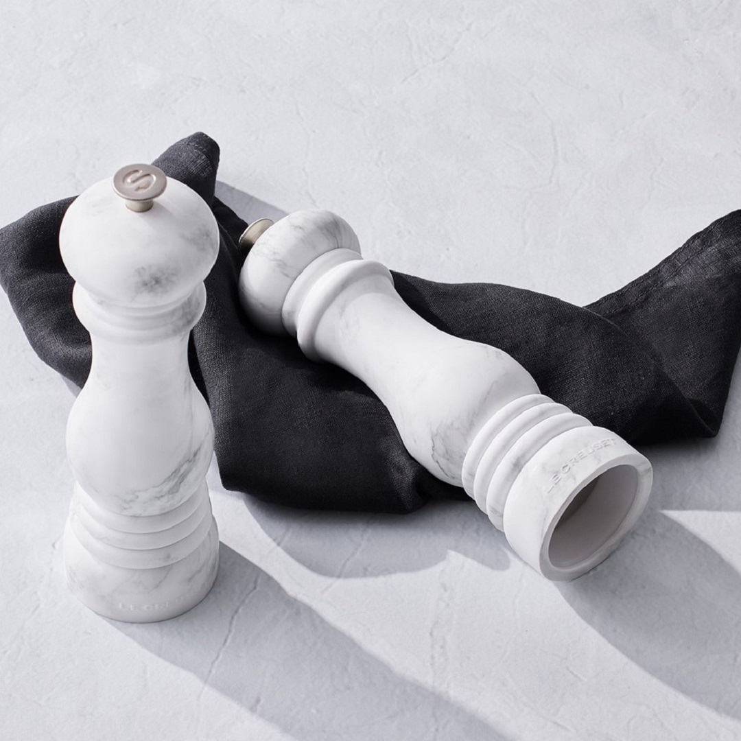 le-creuset-pepermolen-21cm-marble