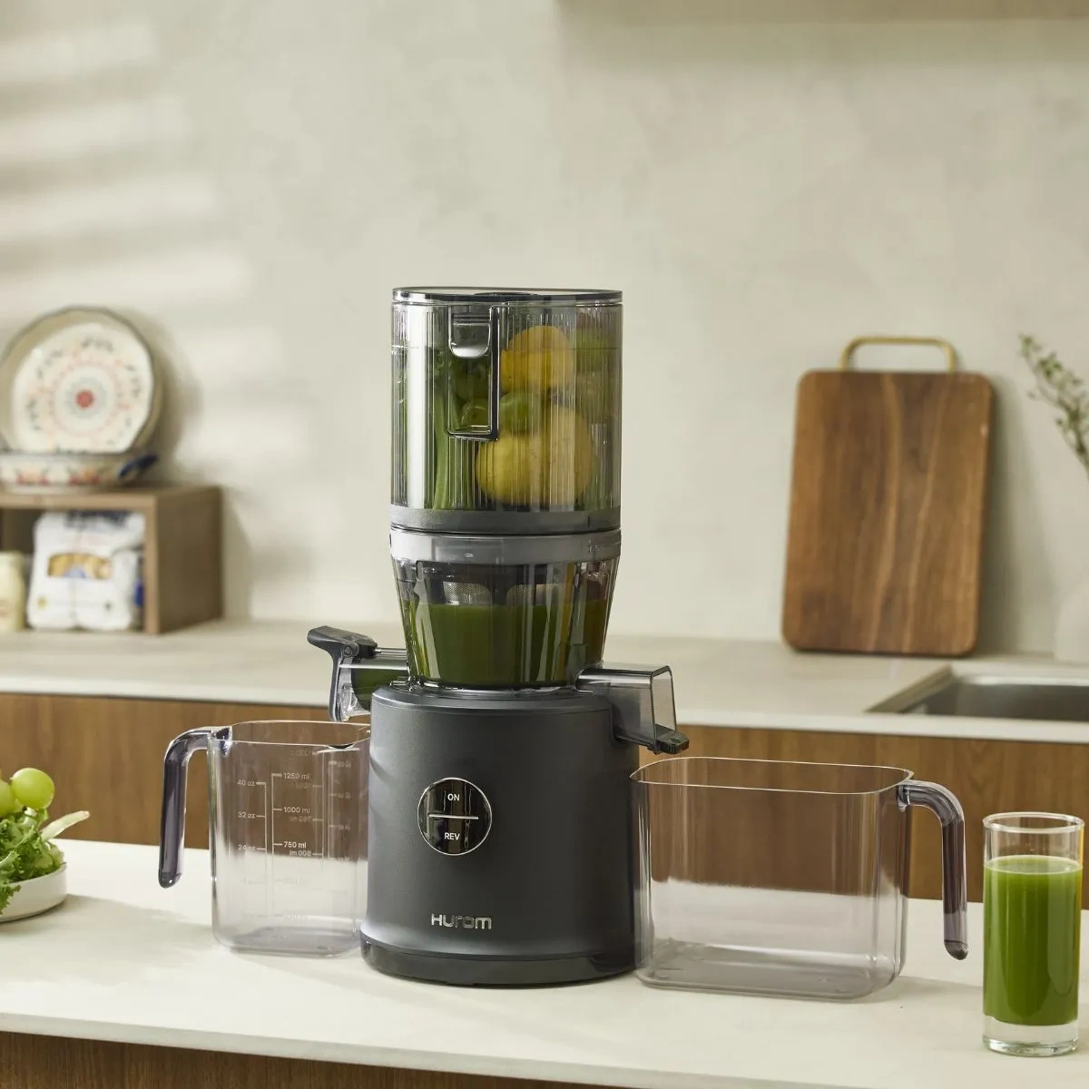 hurom-slowjuicer-h80-st-matt-black5.jpg