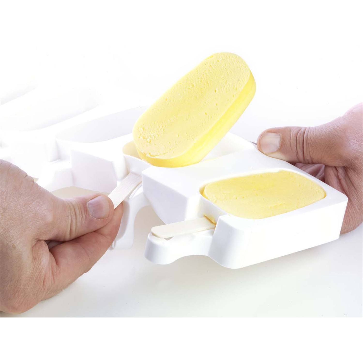 silikomart-siliconen-ijsjesmal-classic-50-houten-stokjes-12-vaks-wit