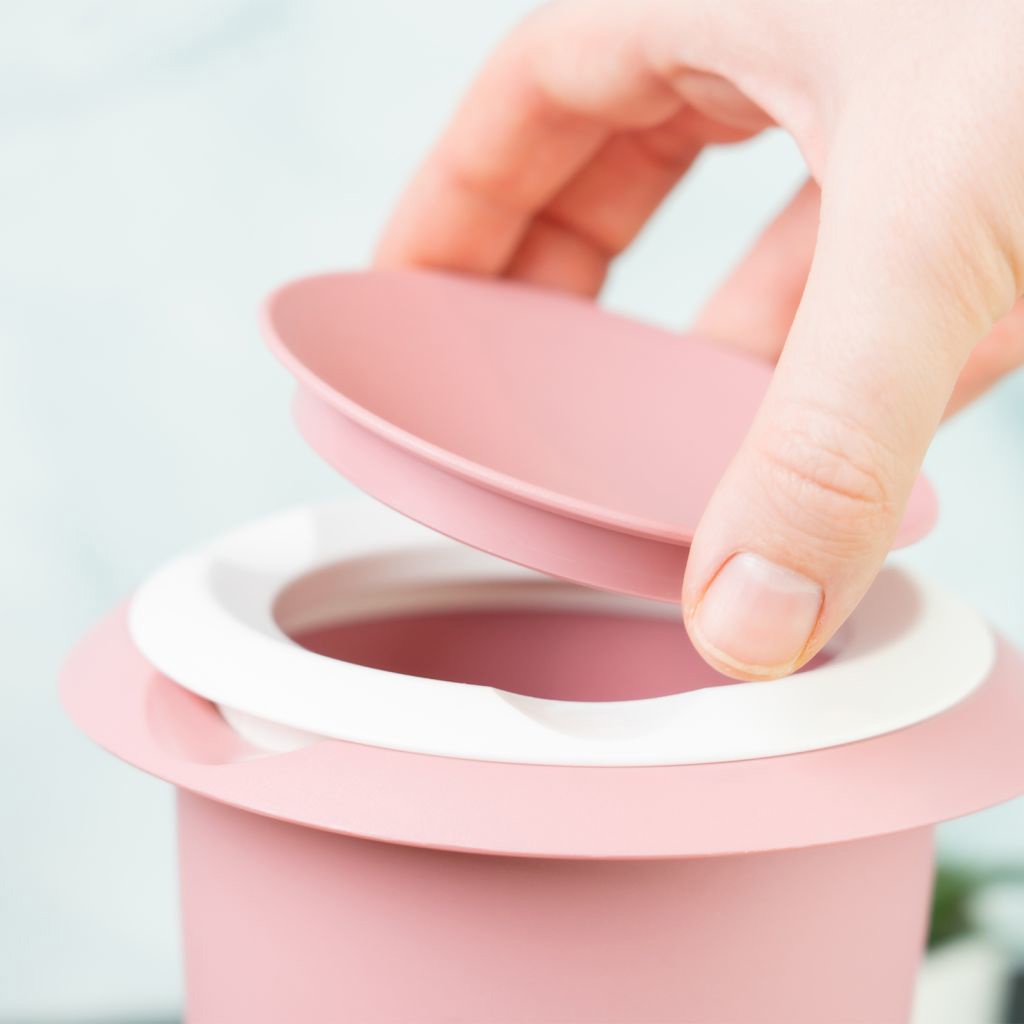 westmark-mengbeker-met-deksel-1l-roze