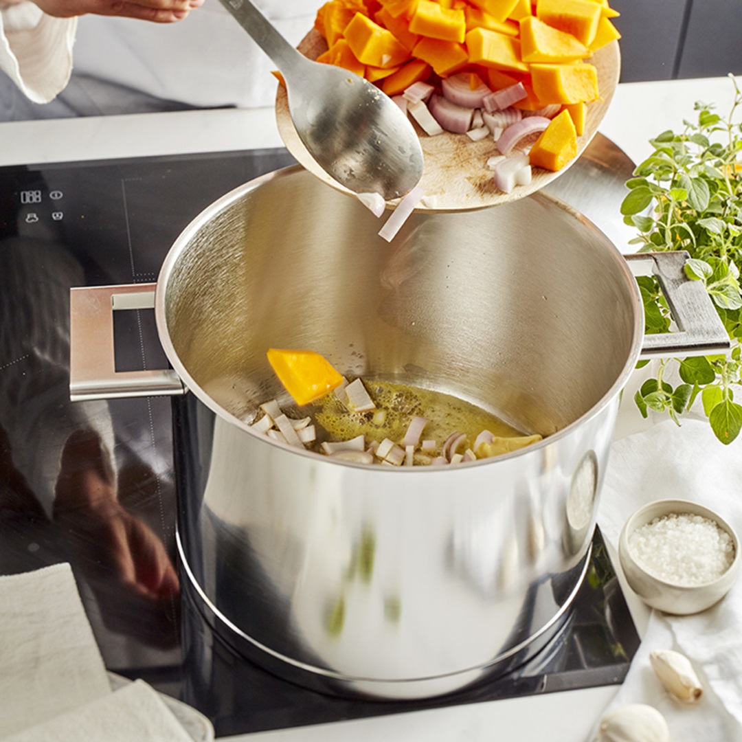 demeyere-john-pawson-soeppan-met-rvs-deksel-24cm_90