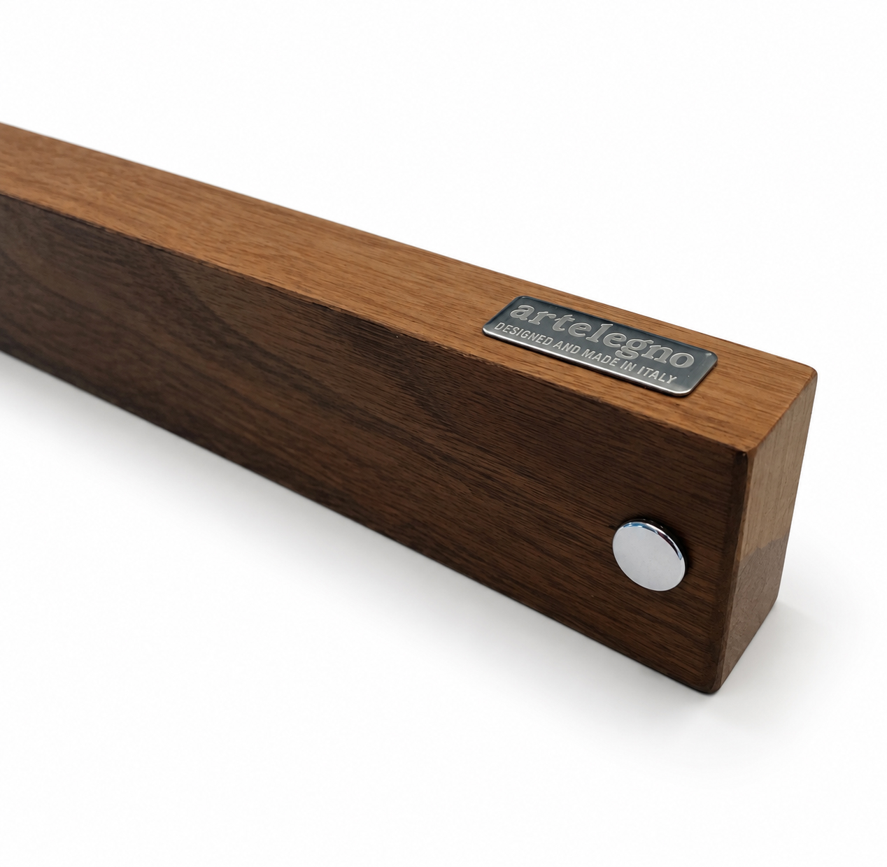 artlegno-messenmagneet-walnoot-35cm-detail-1.jpg