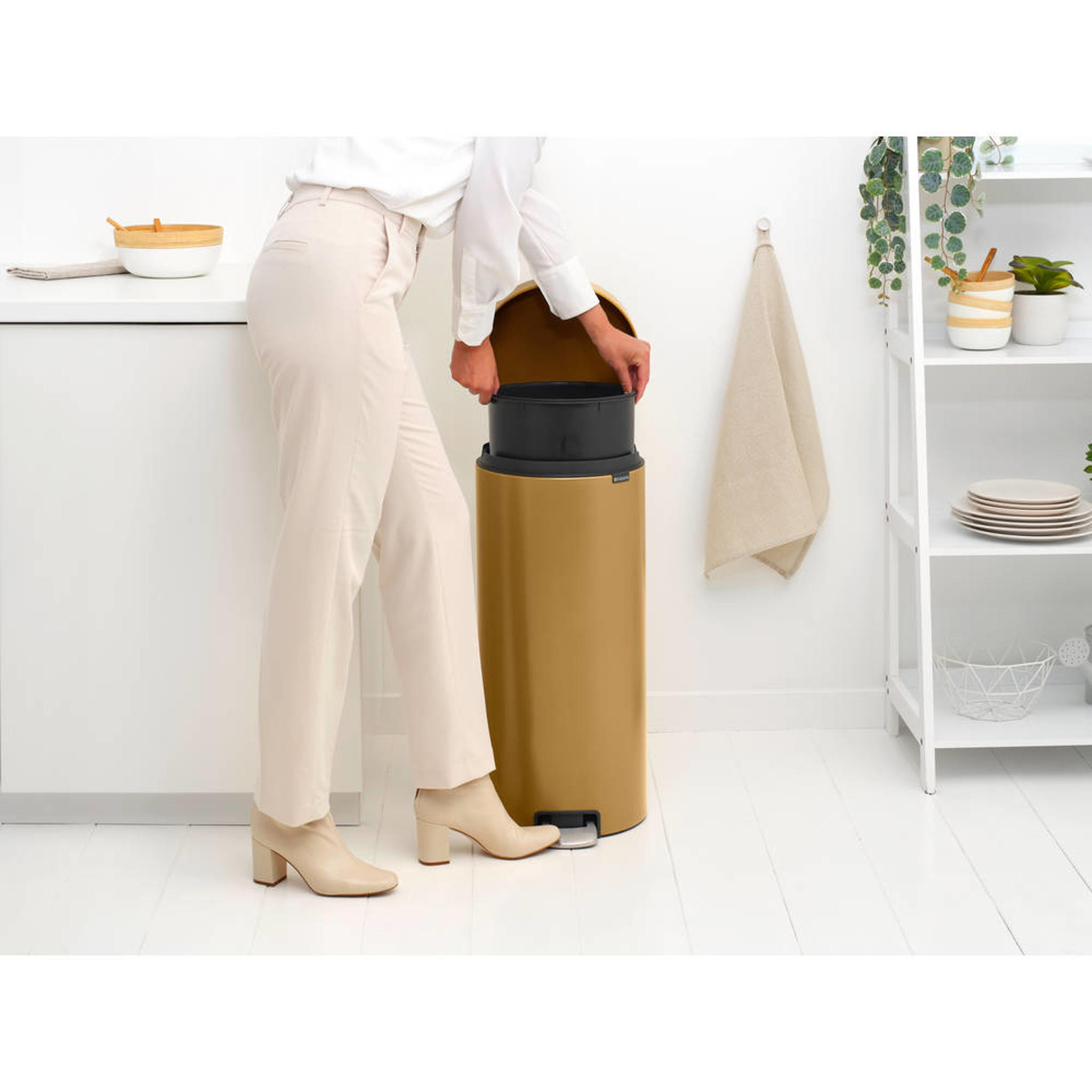 brabantia-newicon-pedaalemmer,-30l-warm-gold6