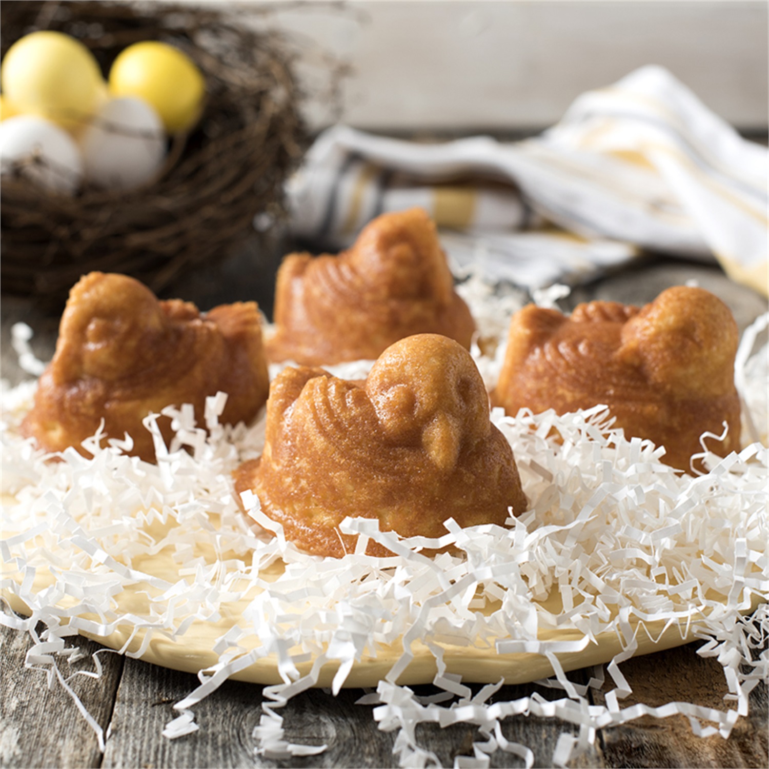 nordic-ware-sweet-tweets-cakelet-bakvorm-6-vaks-koper