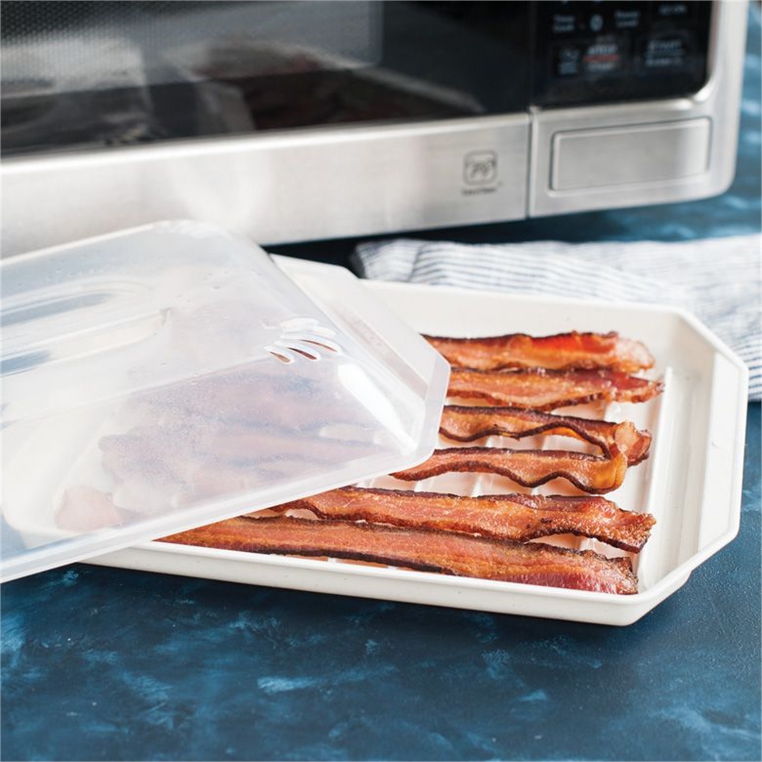 nordic-ware-microware-baconrek-met-deksel-22x19cm