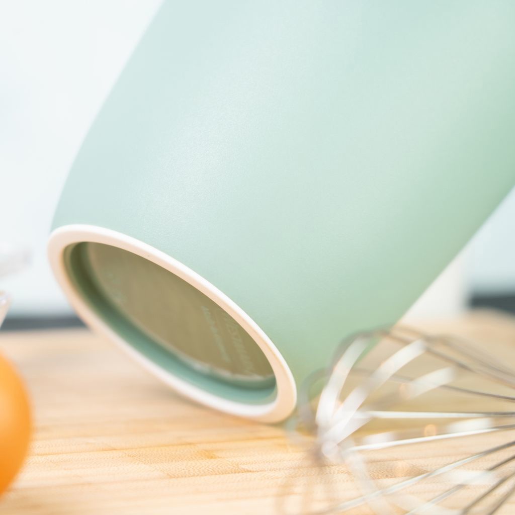 westmark-mengbeker-met-deksel-1l-mintgroen