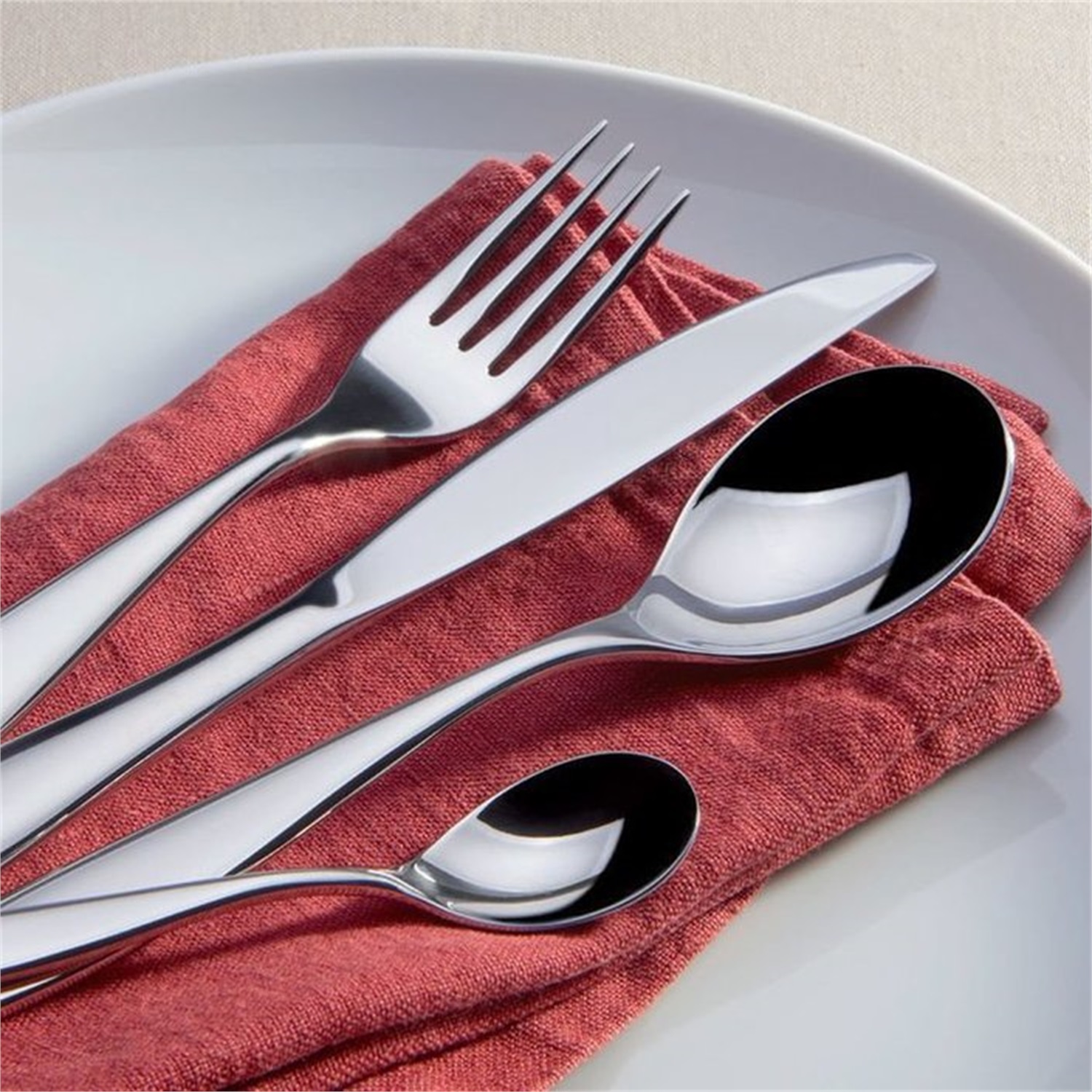 alessi-mami-bestekset-monobloc-sg38s24m-24-delig