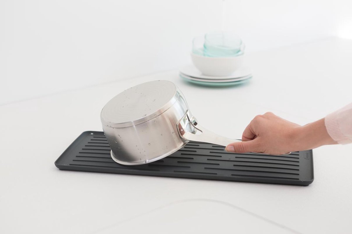 brabantia-sinkside-afdruiprek-compact,-46x20cm-dark-grey4