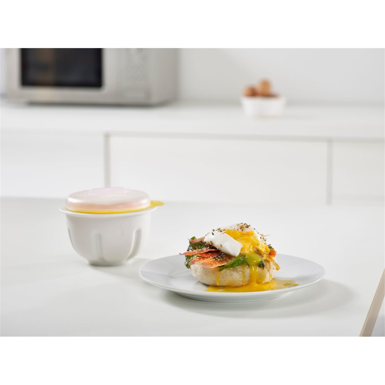 joseph-joseph-m-poach-magnetron-eipocheerder-geel