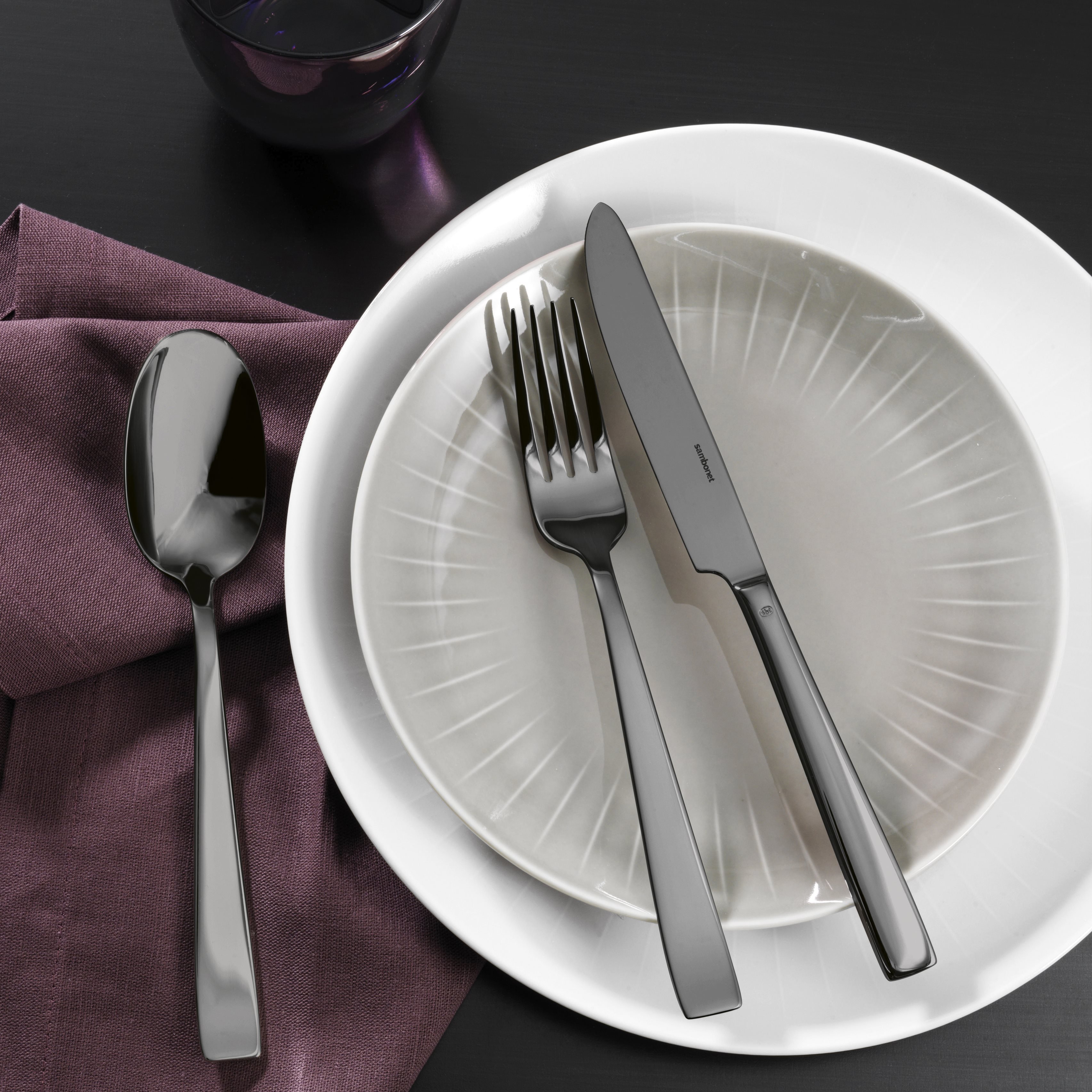 sambonet-flat-bestekset-62712b81-24-delig-zwart_2jpeg