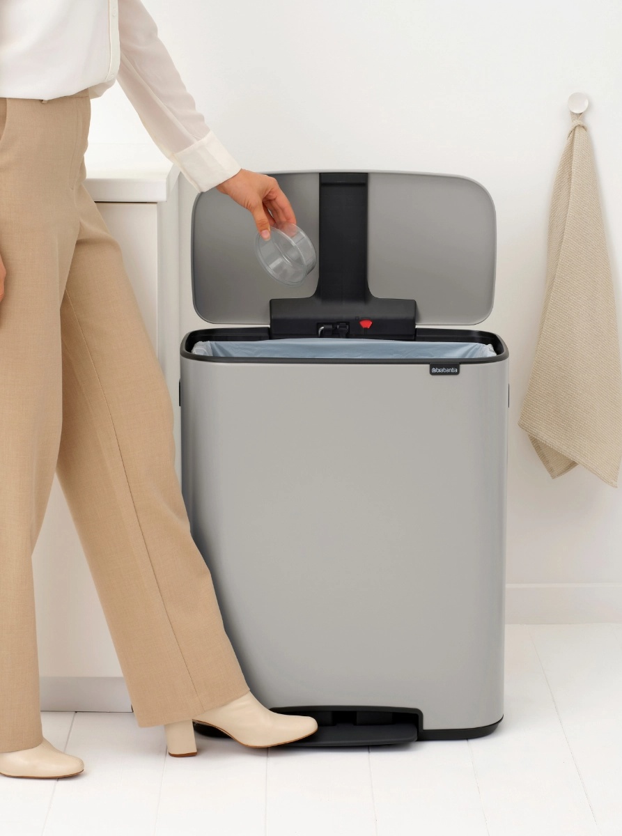 brabantia-bo-pedaalemmer-60l-soft-grey7.jpg