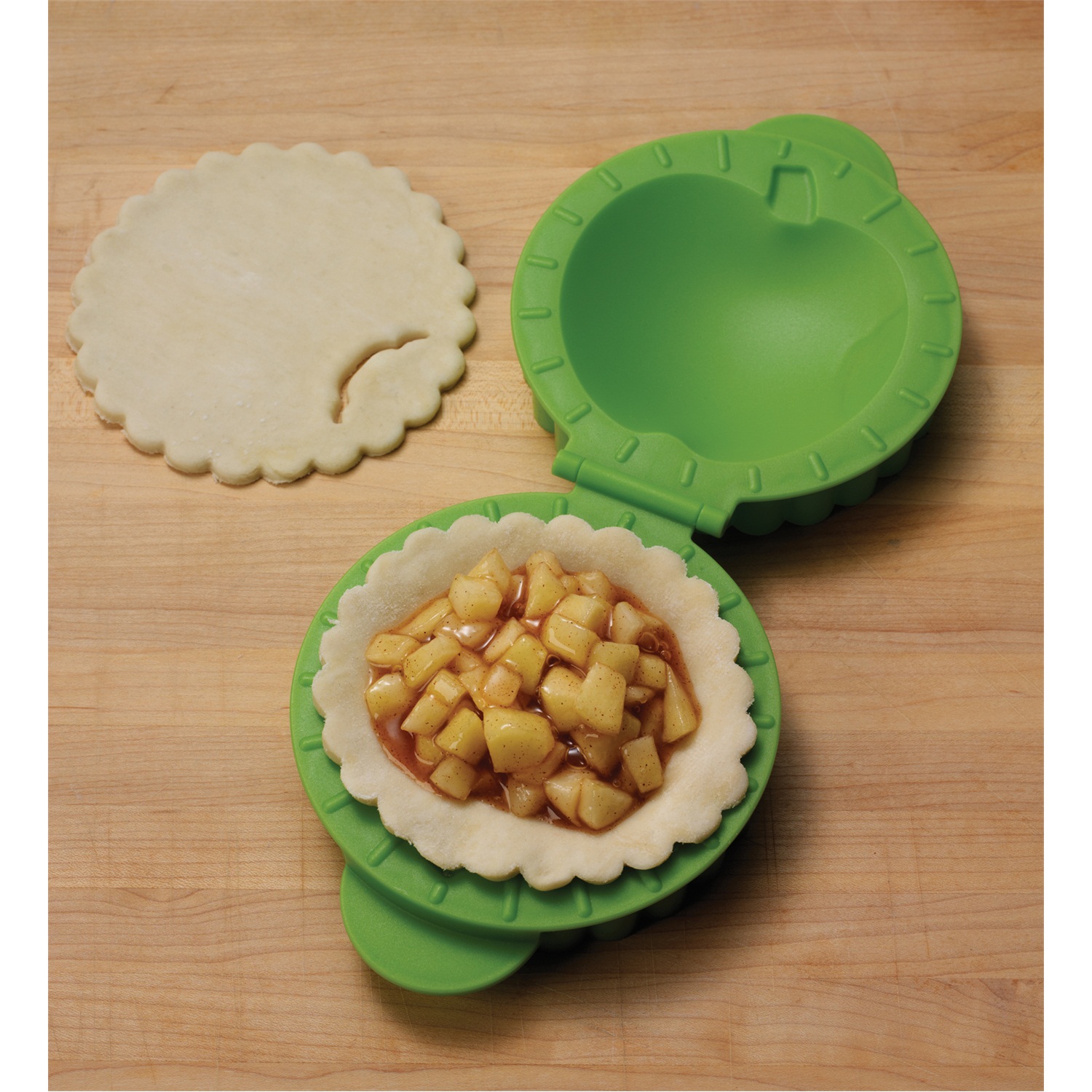 tovolo-petite-pie-mold-taartvorm-star-blauw