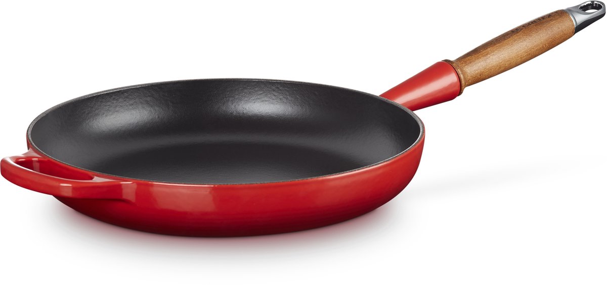 le-creuset-signature-koekenpan-met-houten-steel-24cm-kersenrood2.jpg