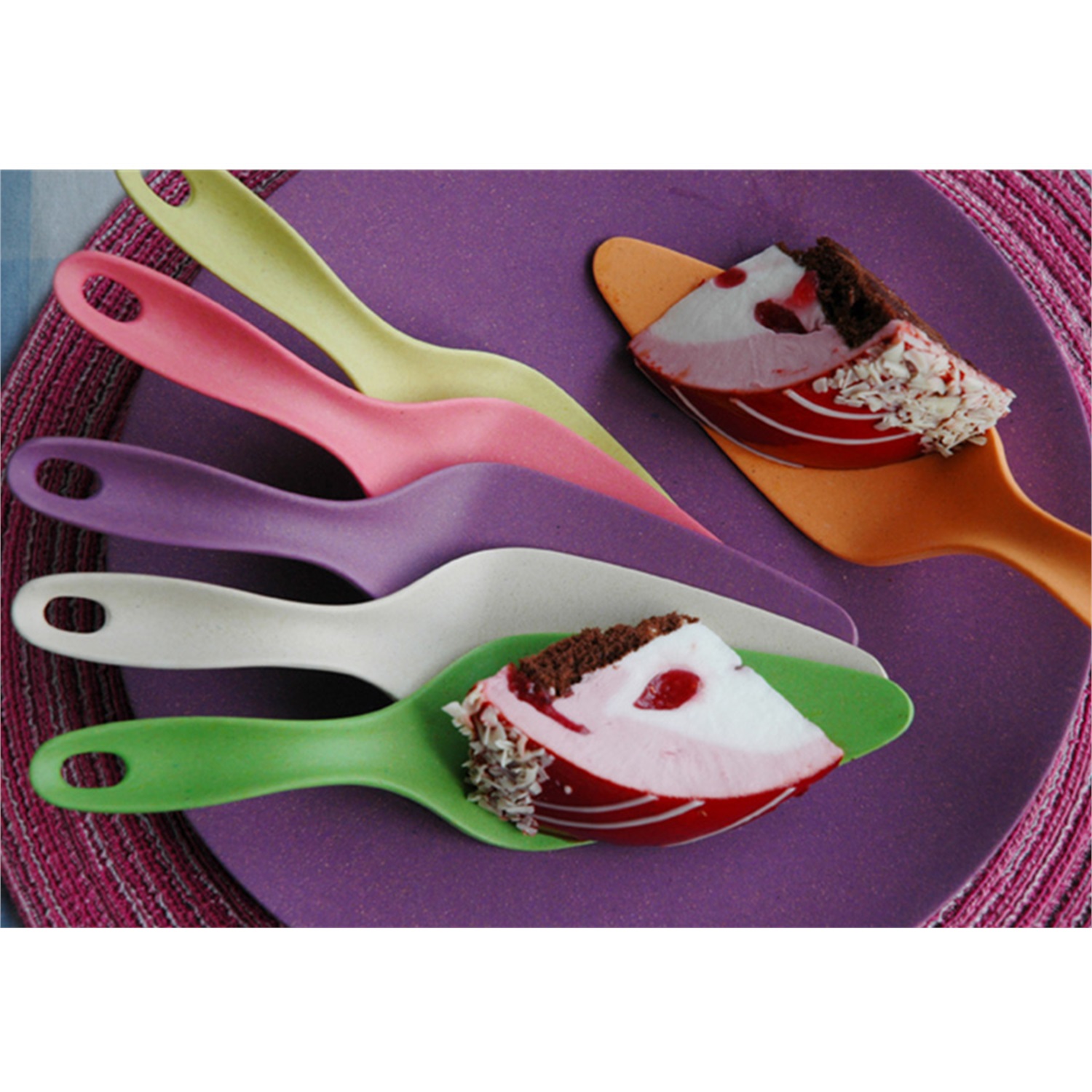 zuperzozial-piece-cake-taartschep-wasabi-green