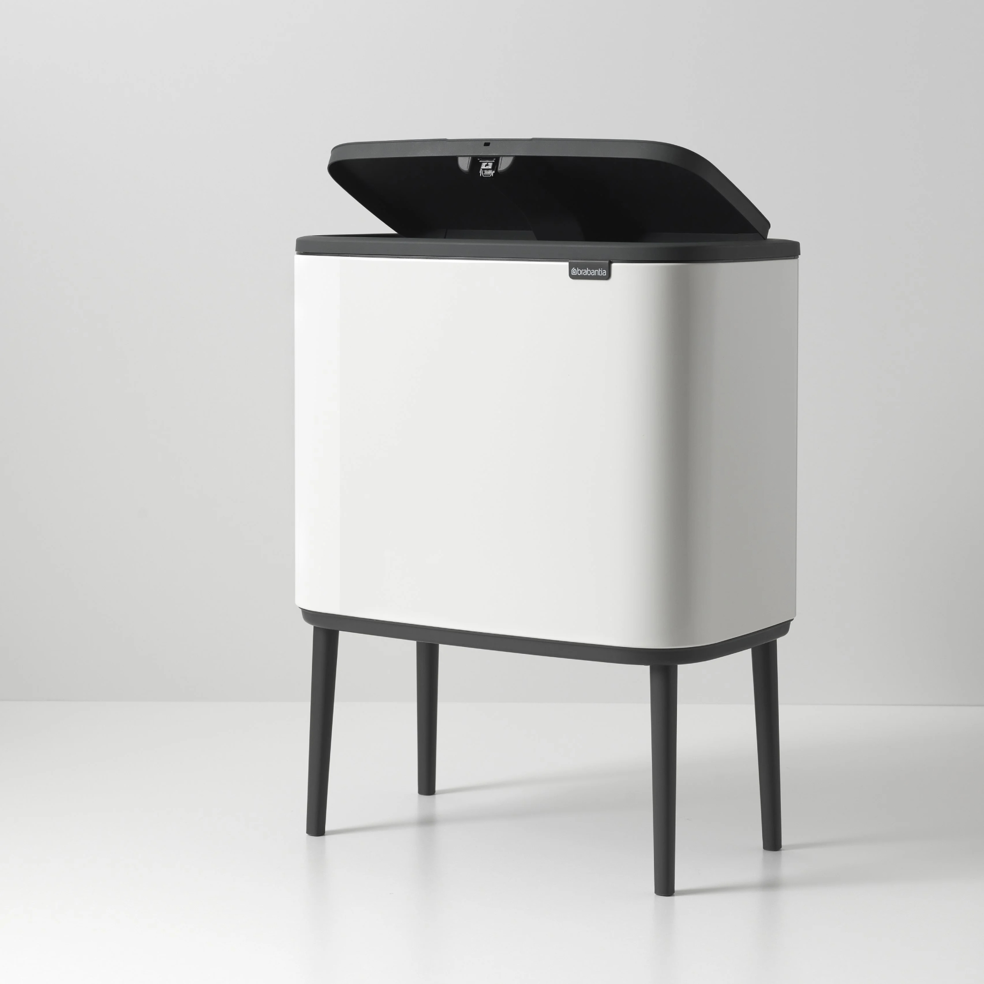 brabantia-bo-touch-bin-11-23l-wit_10