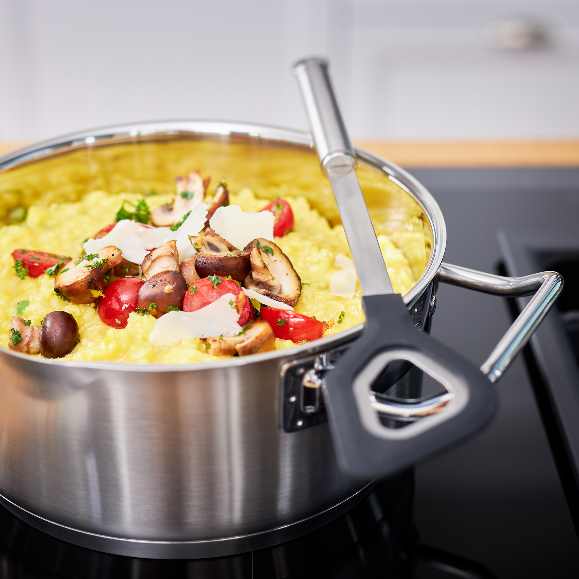 rosle-silicone-series-roerlepel-met-gat-32cm