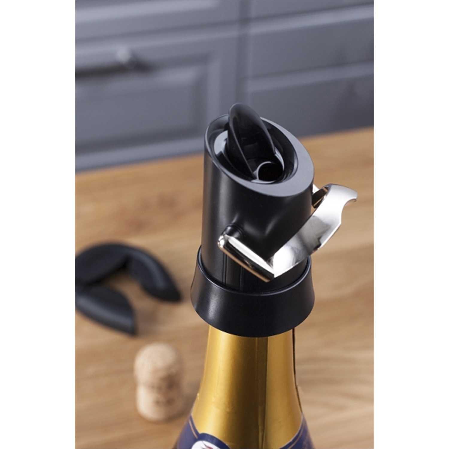 vacuvin-champagne-saver-schenktuit-zwart