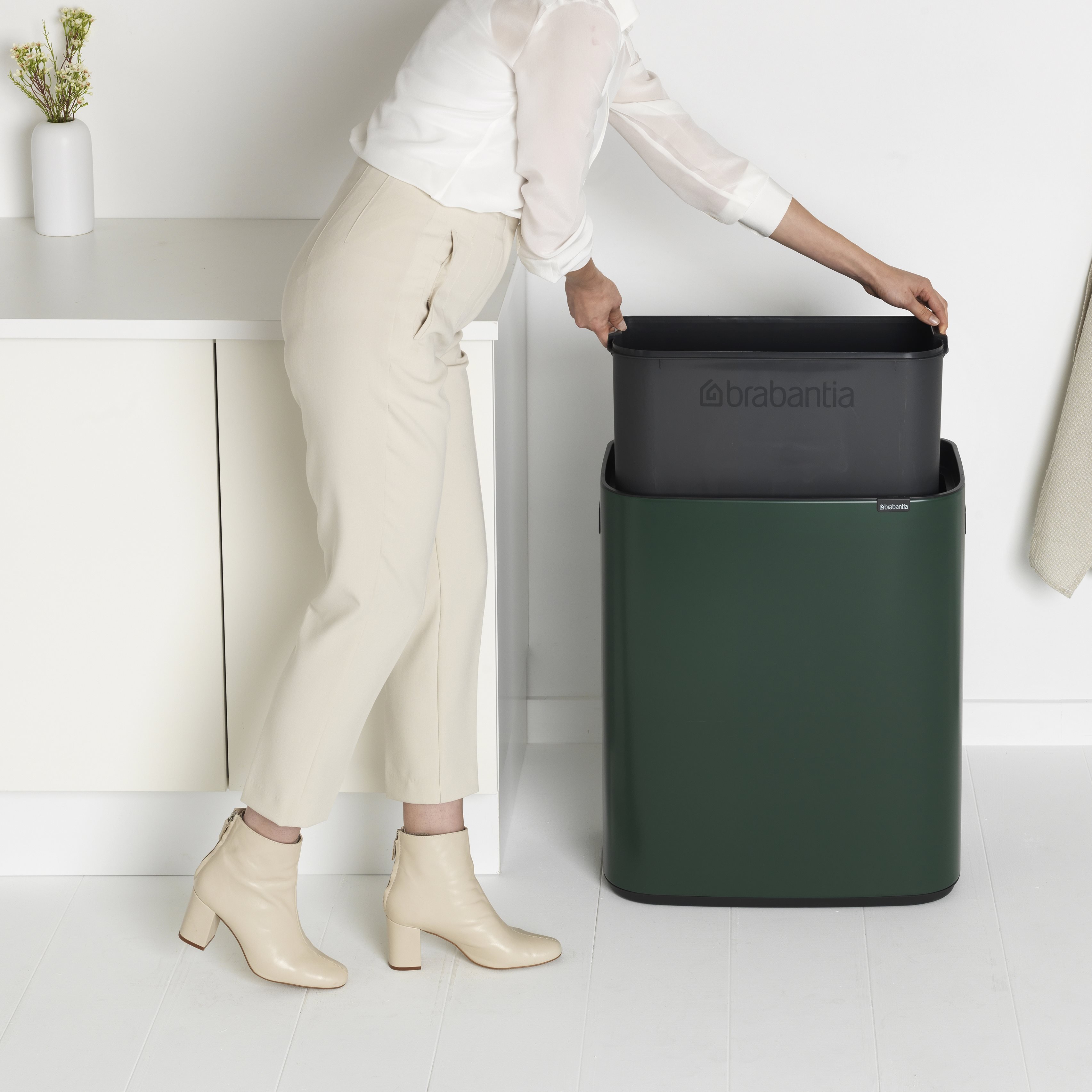 brabantia-bo-touch-bin-60l-groen