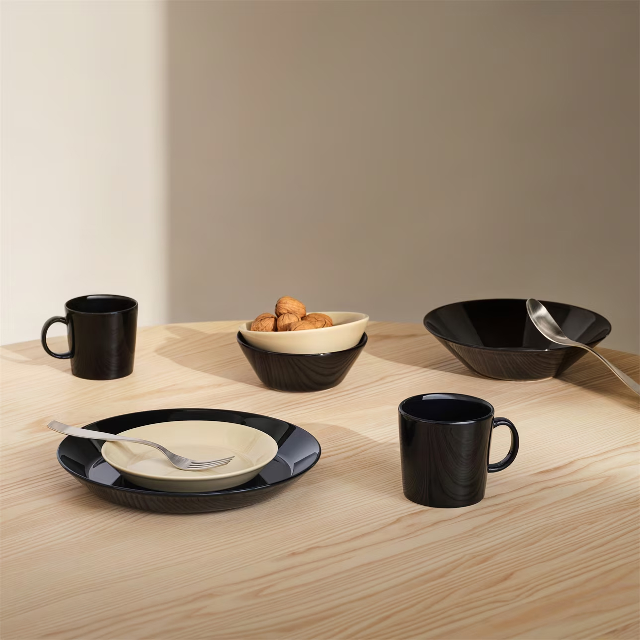 iittala-teema-ontbijtbord-21cm-zwart-6-stuks