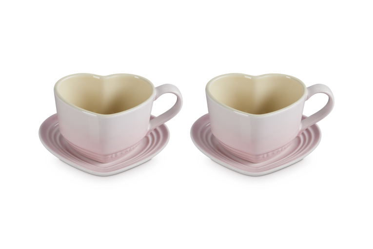 le-creuset-koffiekop-met-schotel-hart-2-stuks-shell-pink.jpg