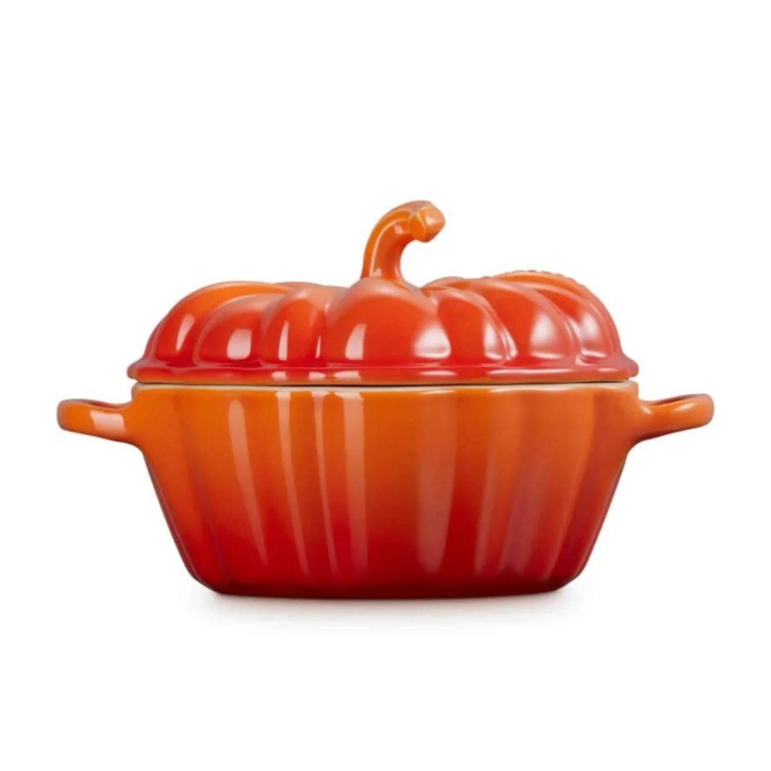 le-creuset-mini-stoofpan-pompoen-0-35l-oranje3.jpg