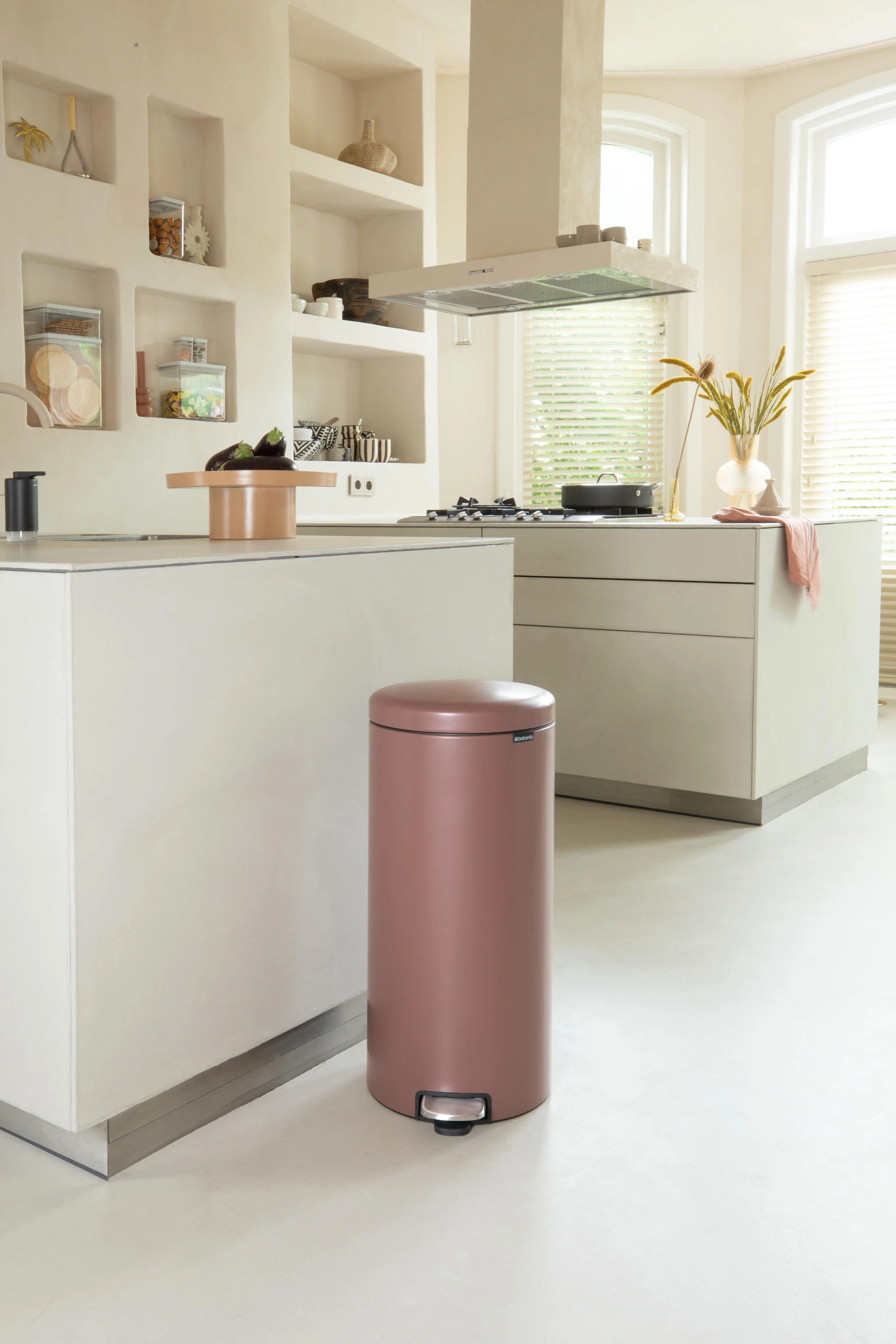 brabantia-newicon-pedaalemmer,-30l-satin-taupe4